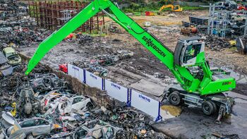 Scrap recycling company SYNETIQ from the UK turns green with SENNEBOGEN 830 E series