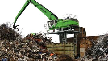 Scrap recycling at Koster Metalen B.V. in the Netherlands with SENNEBOGEN 850 R Electro