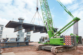 180 t 200 t crawler crane lattice boom crane SENNEBOGEN 5500 lifting works bridge assembly construction site crane