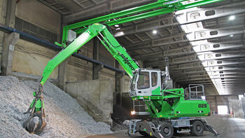 It is possible after all: Mobile electric material handler combines efficiency and flexibility for indoor use