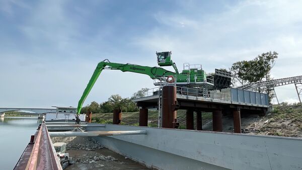 circular economy_SENNEBOGEN electric material handler_sustainability circular economy_SENNEBOGEN electric material handler_sustainability