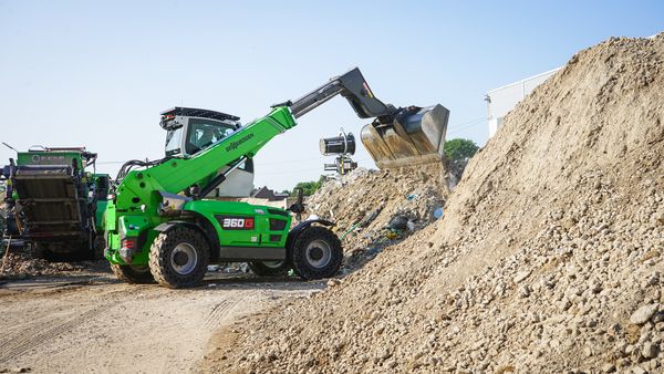 Recyclinghof-360G Teleskoplader Recyclinghof-360G Teleskoplader