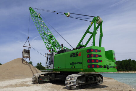 SENNEBOGEN duty cycle crane 655 gravel extraction with dragline bucket quarrying industry