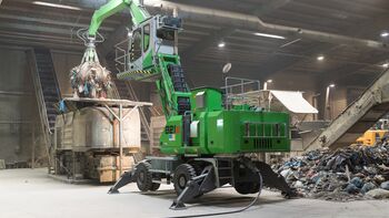 Electric material handler with guaranteed mobility: SENNEBOGEN 821 with integrated Powerpack