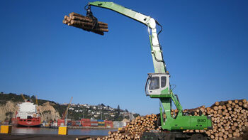 SENNEBOGEN 830M – used for the first time as a timber handling machine in New Zealand