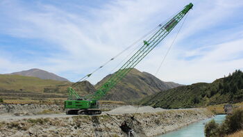 Dragline bucket operation for water supply: SENNEBOGEN 55 t duty cycle crane