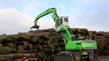 Long-range timber handling and comfortable control: SENNEBOGEN 825 at Holzwerk Obermeier
