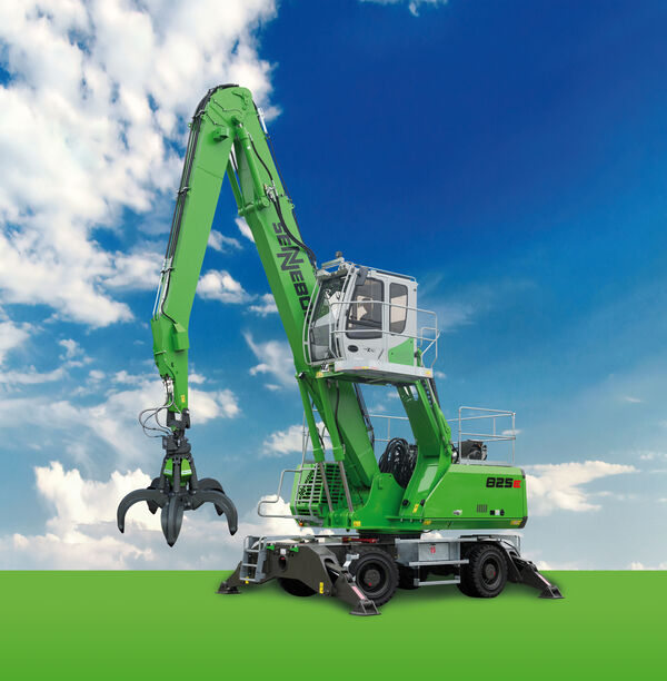 SENNEBOGEN 825 E material handling excavator as the standard in recycling 